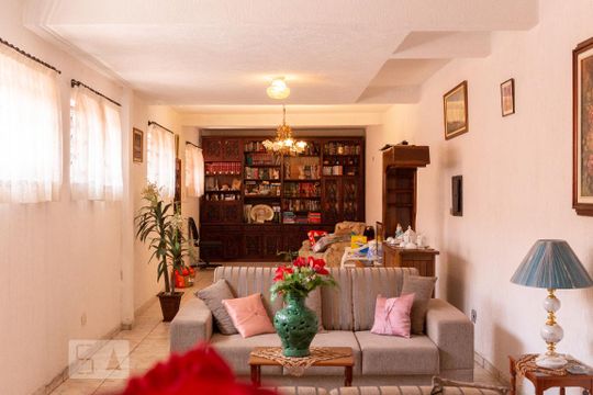Sala 2 de casa à venda com 3 quartos, 300m² em Vila Romana, São Paulo