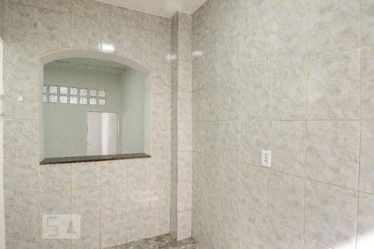 Cozinha de apartamento para alugar com 1 quarto, 38m² em Copacabana, Rio de Janeiro