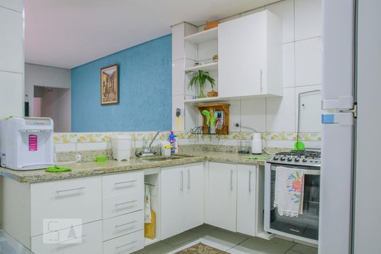 Cozinha de casa à venda com 2 quartos, 90m² em Vila Primavera, São Paulo