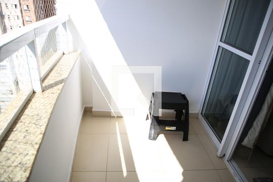 Varanda de apartamento para alugar com 2 quartos, 57m² em Setor Bueno, Goiânia