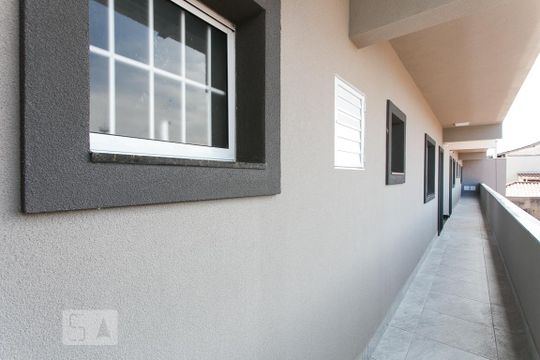 Área Comum - Corredor de kitnet/studio para alugar com 1 quarto, 30m² em Belenzinho, São Paulo