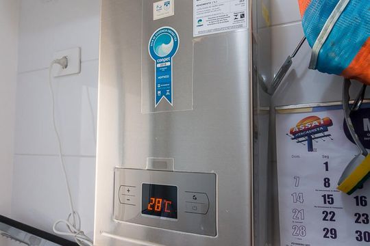Área de serviço - aquecedor à gás de apartamento à venda com 3 quartos, 78m² em Ponte Grande, Guarulhos