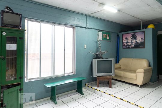 Área comum - Salão de festas de apartamento para alugar com 2 quartos, 85m² em Navegantes, Porto Alegre