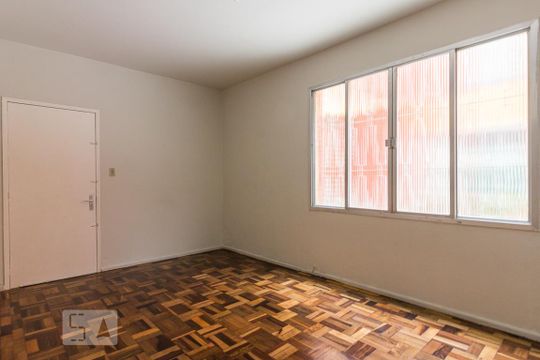 Sala de apartamento para alugar com 2 quartos, 85m² em Navegantes, Porto Alegre