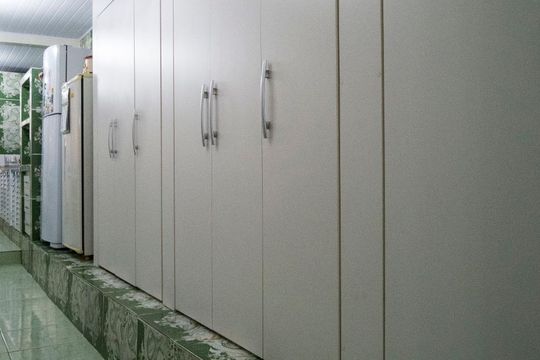 Cozinha de casa à venda com 3 quartos, 340m² em Vila Nova, Porto Alegre