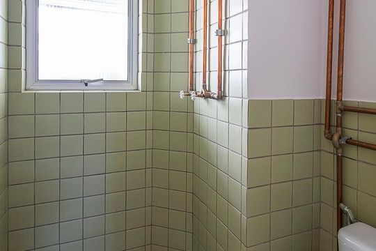 Banheiro Social de apartamento à venda com 2 quartos, 96m² em Pinheiros, São Paulo