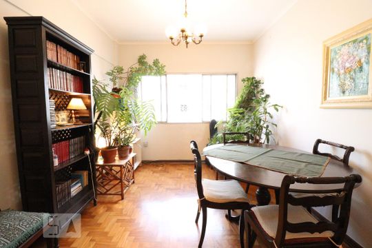 Apartamento para alugar com 4 quartos, 131m² em Liberdade, São Paulo