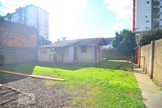 Pátio de casa à venda com 3 quartos, 100m² em Marechal Rondon, Canoas
