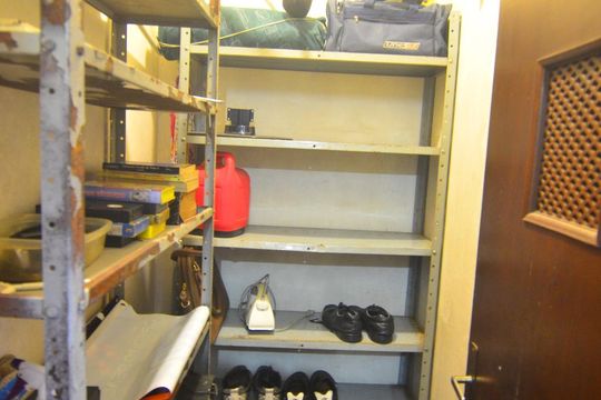 Dispensa de casa à venda com 3 quartos, 100m² em Marechal Rondon, Canoas