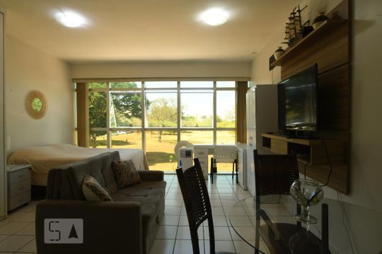 Kitnet/Studio para alugar com 1 quarto, 33m² em Octogonal, Brasília