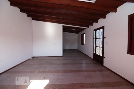 Sala de casa à venda com 4 quartos, 440m² em Azenha, Porto Alegre