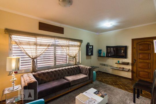 Casa à venda com 3 quartos, 270m² em Santa Teresinha, São Paulo