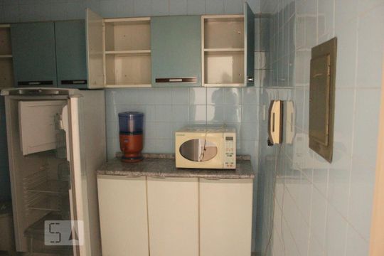 Cozinha - Armários de apartamento para alugar com 1 quarto, 43m² em Aclimação, São Paulo