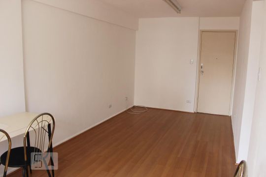 Sala de apartamento para alugar com 1 quarto, 43m² em Aclimação, São Paulo