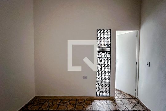 Sala/Quarto de kitnet/studio para alugar com 1 quarto, 40m² em Vila Bertioga, São Paulo