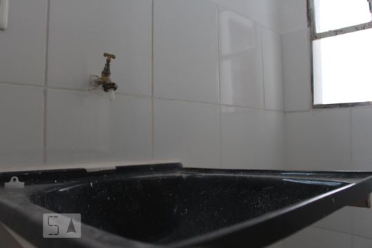 Lavanderia de kitnet/studio para alugar com 2 quartos, 60m² em Vila Bertioga, São Paulo