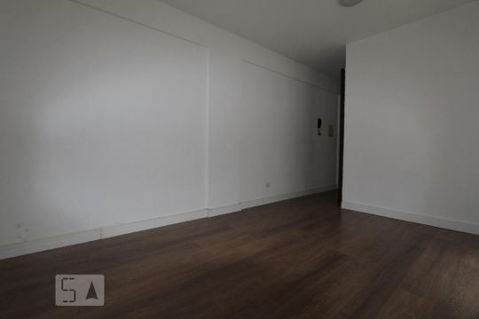 Sala de apartamento à venda com 1 quarto, 31m² em Centro, Curitiba