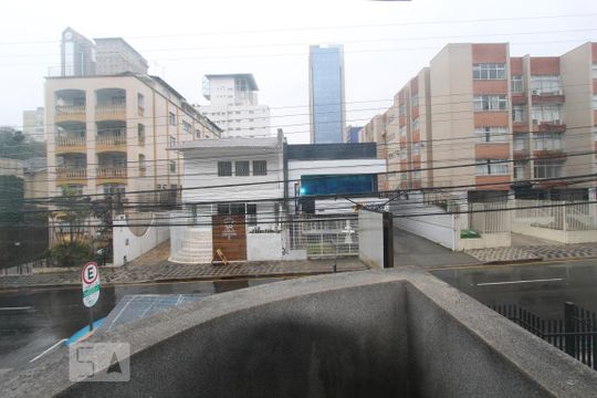 Sacada de apartamento à venda com 1 quarto, 31m² em Centro, Curitiba