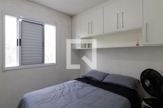 Quarto 1 de apartamento à venda com 2 quartos, 47m² em Jardim Sao Francisco (zona Leste), São Paulo
