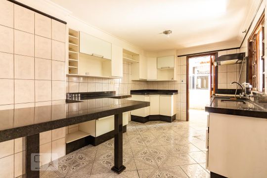 Cozinha de casa para alugar com 2 quartos, 60m² em Bussocaba, Osasco
