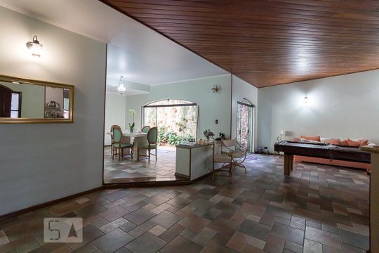 Casa à venda com 4 quartos, 431m² em Jardim Aida, Guarulhos