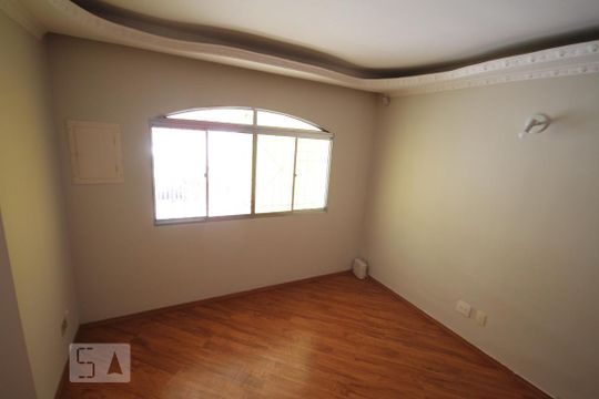 Sala de casa à venda com 2 quartos, 101m² em Vila Caraguatá, São Paulo