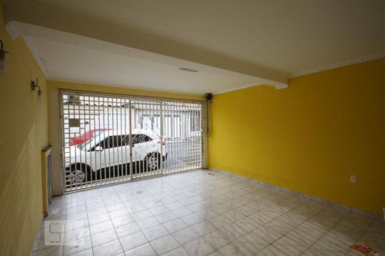 Garagem de casa à venda com 2 quartos, 101m² em Vila Caraguatá, São Paulo