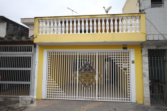 Fachada de casa à venda com 2 quartos, 101m² em Vila Caraguatá, São Paulo