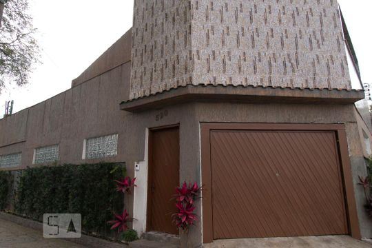 Fachada de casa à venda com 3 quartos, 216m² em Quinta da Paineira, São Paulo