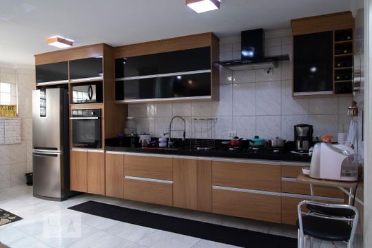 Cozinha de casa à venda com 3 quartos, 216m² em Quinta da Paineira, São Paulo