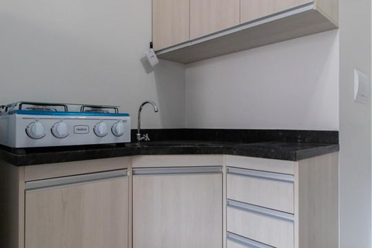 Detalhe cozinha de kitnet/studio para alugar com 1 quarto, 35m² em Pátria Nova, Novo Hamburgo