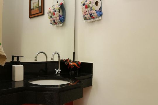 Lavabo de apartamento à venda com 1 quarto, 90m² em Vila Suzana, São Paulo