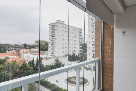 Varanda de kitnet/studio para alugar com 1 quarto, 35m² em Campo Belo, São Paulo