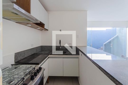 Cozinha de casa de condomínio para alugar com 3 quartos, 100m² em Vila Mariana, São Paulo