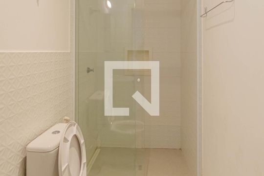 Banheiro da Suíte 3 de casa de condomínio para alugar com 3 quartos, 100m² em Vila Mariana, São Paulo