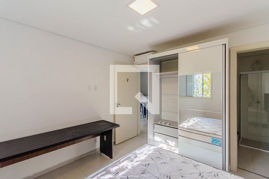 Suíte 1 de casa de condomínio para alugar com 3 quartos, 100m² em Vila Mariana, São Paulo
