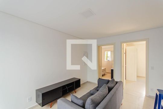Sala de casa de condomínio para alugar com 3 quartos, 100m² em Vila Mariana, São Paulo