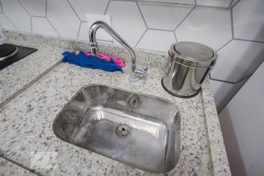 Detalhe Cozinha de kitnet/studio para alugar com 1 quarto, 22m² em Jardim das Acácias, São Paulo