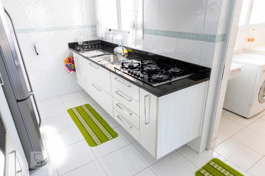 Cozinha de apartamento para alugar com 2 quartos, 126m² em Ipiranga, São Paulo