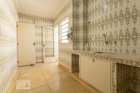 Cozinha de apartamento à venda com 2 quartos, 70m² em Luz, São Paulo
