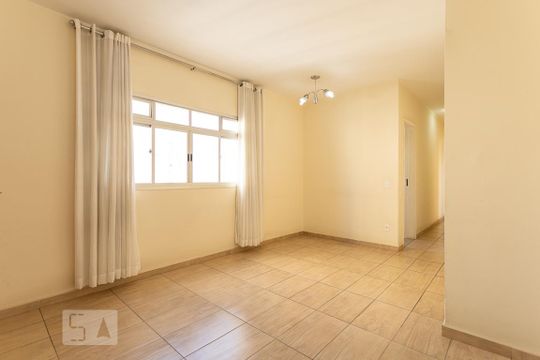 Apartamento à venda com 2 quartos, 70m² em Luz, São Paulo