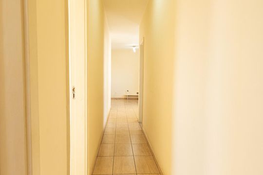Corredor de apartamento à venda com 2 quartos, 70m² em Luz, São Paulo
