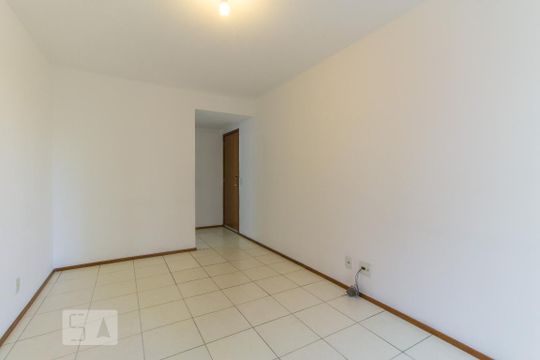 Sala de apartamento à venda com 3 quartos, 70m² em Engenho de Dentro, Rio de Janeiro