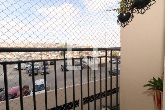 Sacada da Sala de apartamento à venda com 3 quartos, 59m² em Parque São Vicente, Mauá
