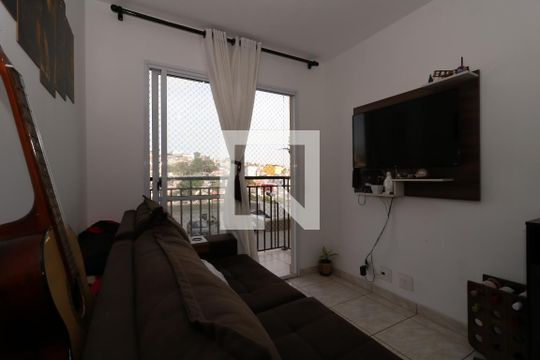 Sala de apartamento à venda com 3 quartos, 59m² em Parque São Vicente, Mauá