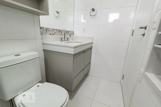 Banheiro da Suíte de apartamento à venda com 2 quartos, 64m² em Vila Cordeiro, São Paulo