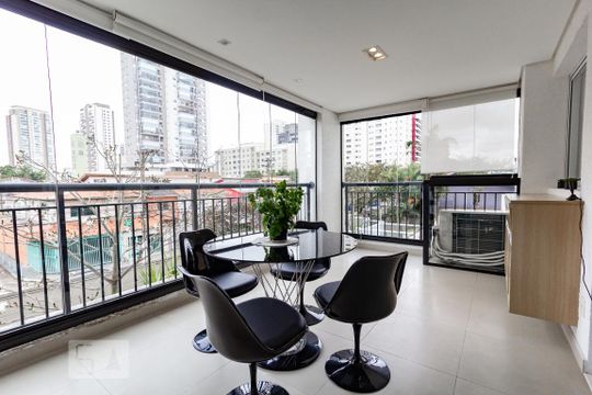 Sacada de apartamento à venda com 2 quartos, 64m² em Vila Cordeiro, São Paulo