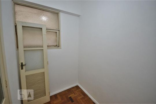 Quarto de Serviço de apartamento à venda com 2 quartos, 52m² em Humaitá, Rio de Janeiro