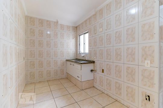 Cozinha de apartamento para alugar com 2 quartos, 78m² em Jardim Chapadão, Campinas