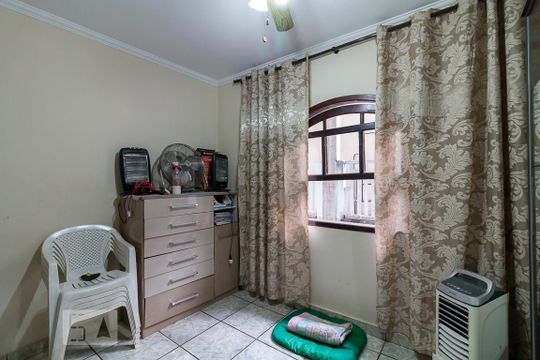 Quarto 1 de casa à venda com 4 quartos, 250m² em Parque Continental Ii, Guarulhos